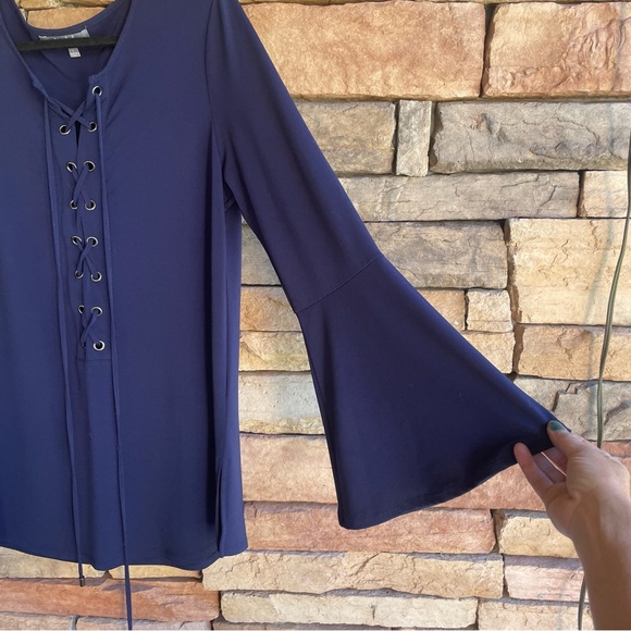 Marled RC navy blue lace up stretch long sleeve top bell sleeve Large - Picture 4 of 11